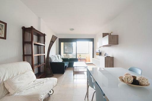 Edificio Puerta Mitica Apartment กาลา เด ฟีเนสตรัต ภายนอก รูปภาพ