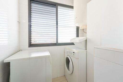 Edificio Puerta Mitica Apartment กาลา เด ฟีเนสตรัต ภายนอก รูปภาพ