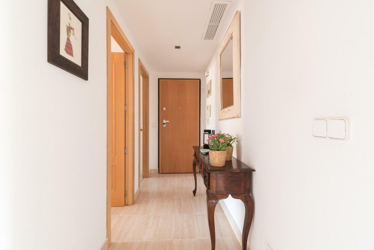Edificio Puerta Mitica Apartment กาลา เด ฟีเนสตรัต ภายนอก รูปภาพ